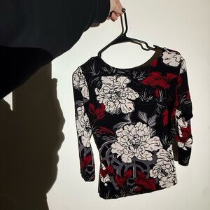 Chico's Black and Red Floral Long Sleeve Top
